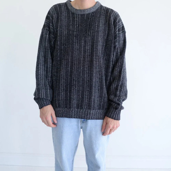 Vintage Croft  & Barrow Gray and Black 3D Pattern Crew Neck Sweater XL (8% Wool) - Picture 1 of 9